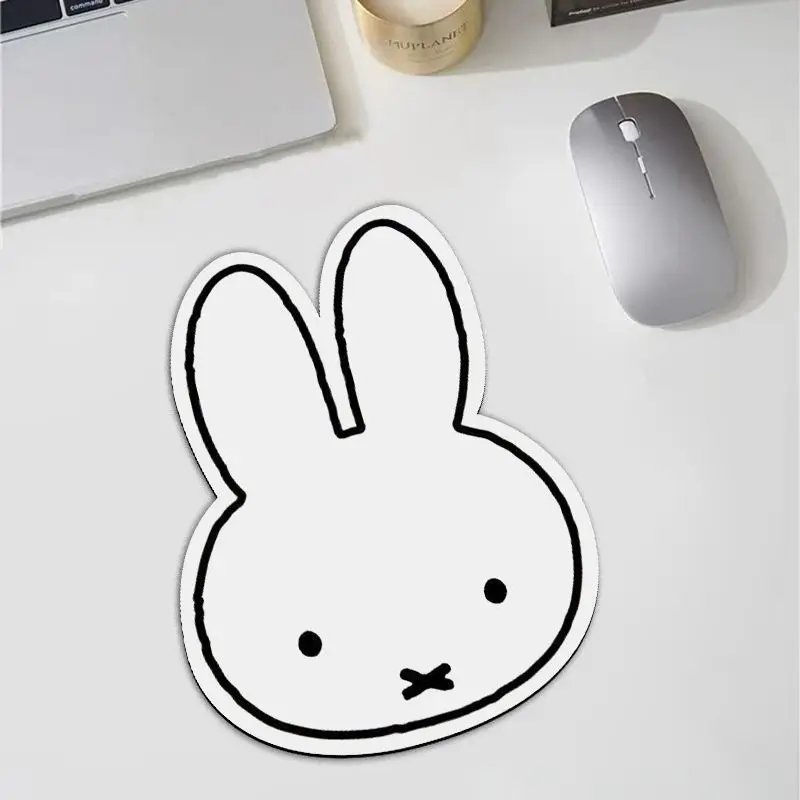 แผ่นรองเมาส์รูปกระต่ายมิฟฟี่น่ - Stationery Office บทวิจารณ์และราคา